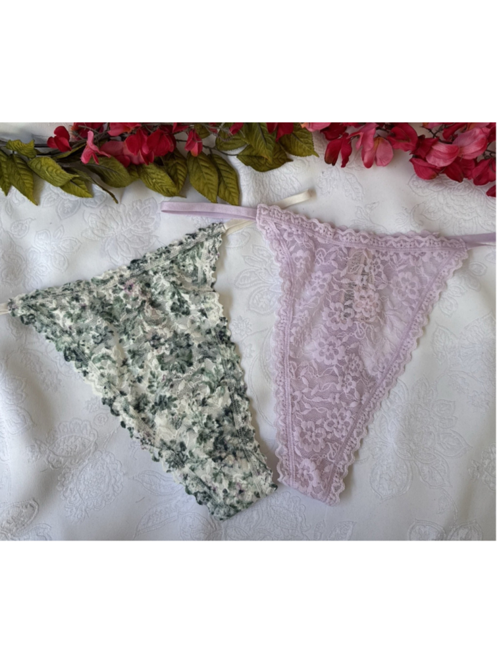 2 PAIR PAIRS LOT VICTORIA'S SECRET XL LACE STRING THONG PANTIES LILAC GREEN NWT